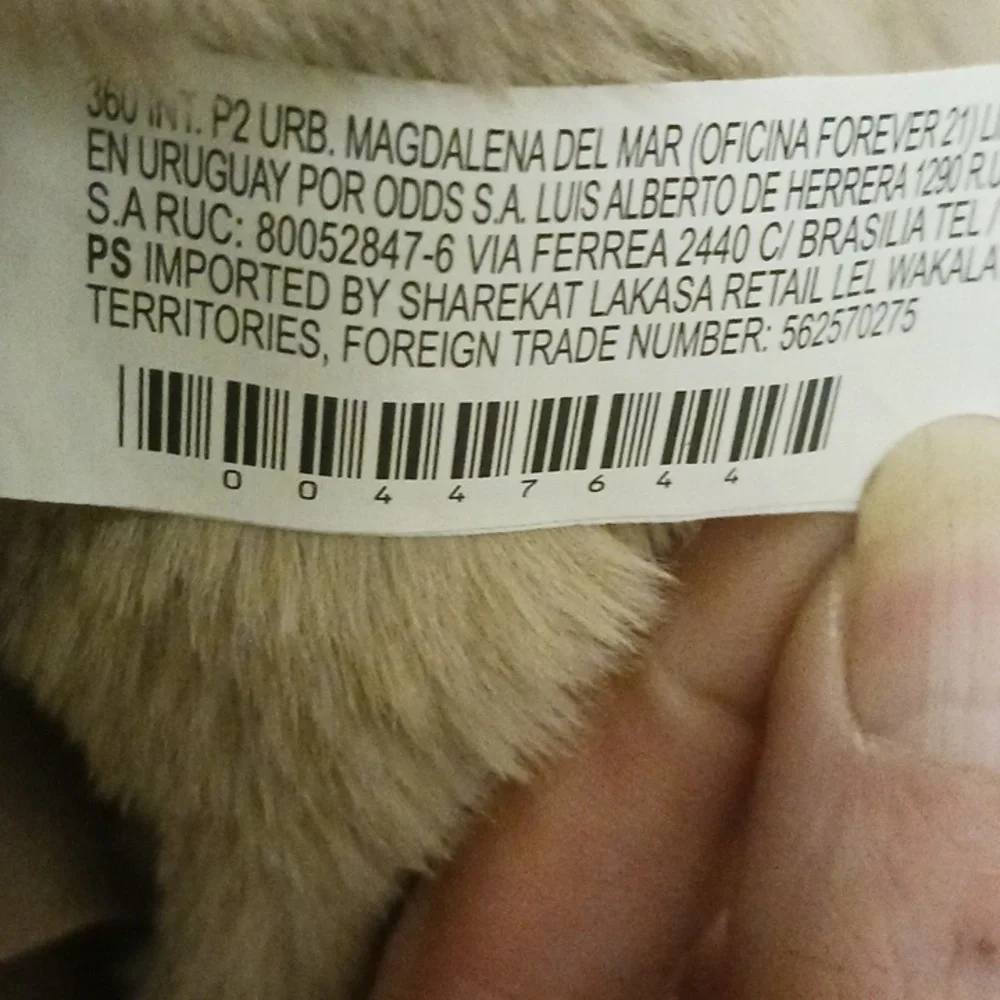 FOREVER 21 Fauxfur cream color Crop jacket - Picture 6 of 6